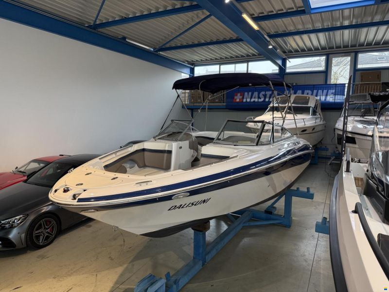 Four Winns Horizon 210