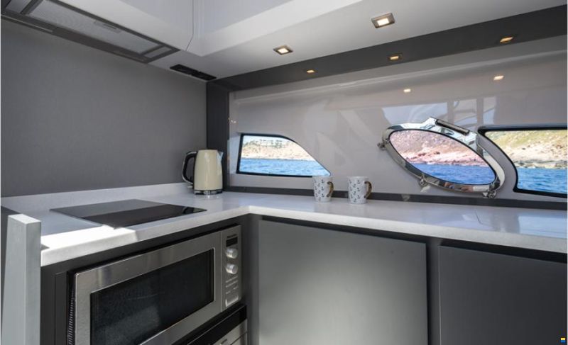 Pershing 5X