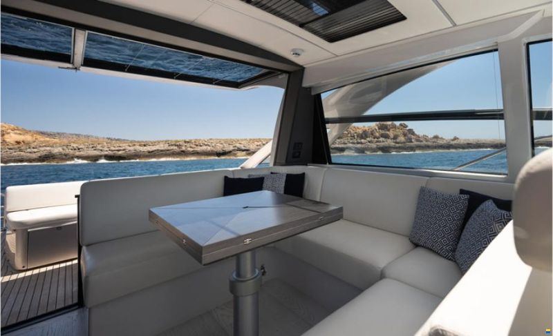 Pershing 5X
