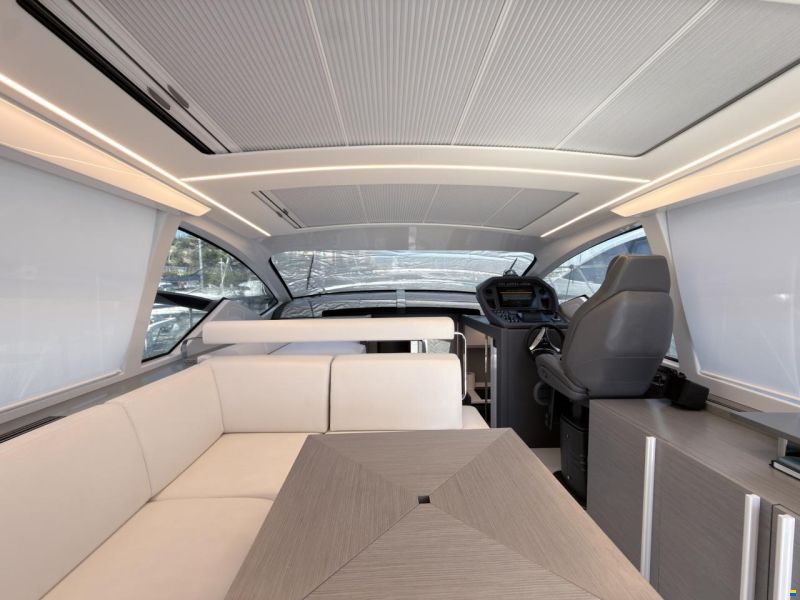 Pershing 5X
