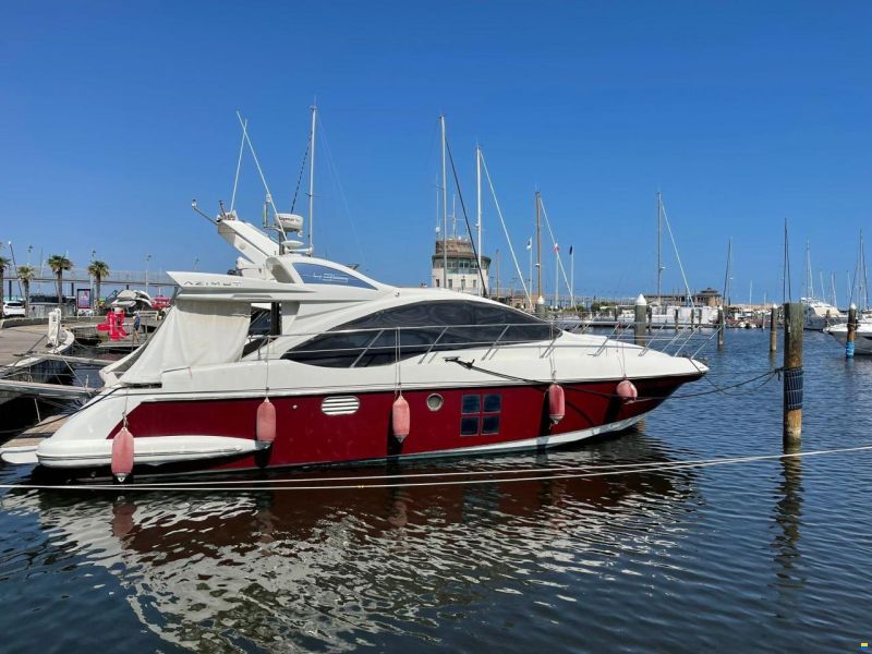 Azimut 43S