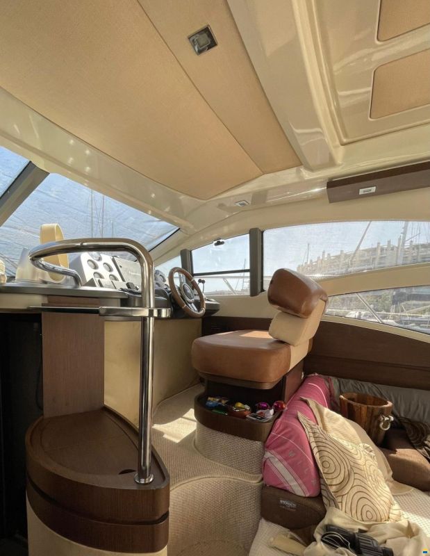 Azimut 43S