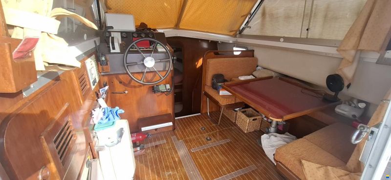 Beneteau Antares 860