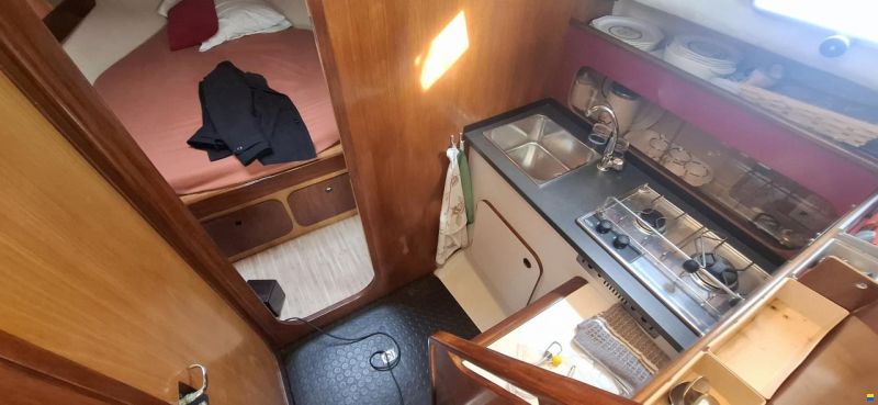 Beneteau Antares 860