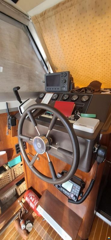 Beneteau Antares 860