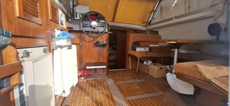 Beneteau Antares 860