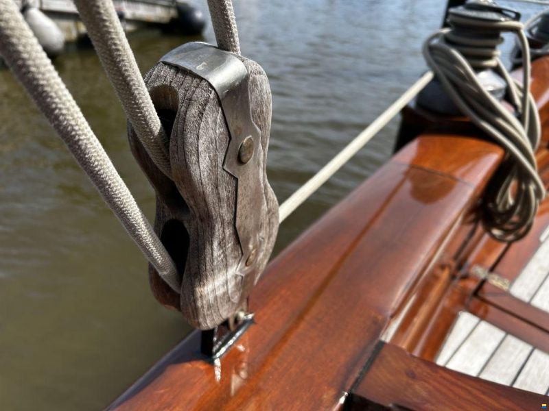 Lemsteraak Roefaak - Sydsulver - Hoek design