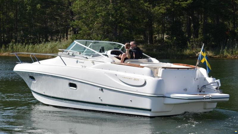 JEANNEAU MOTORBÅT LEADER 805