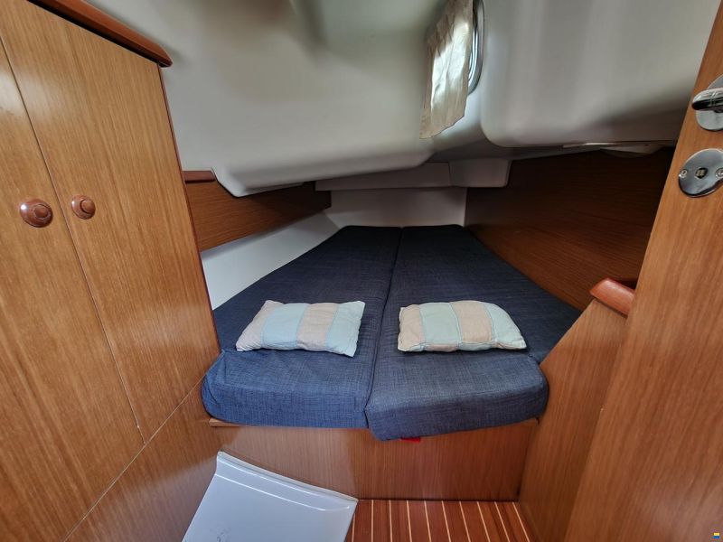 Jeanneau Sun Odyssey 37 Legend