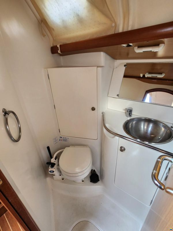 Jeanneau Sun Odyssey 37 Legend