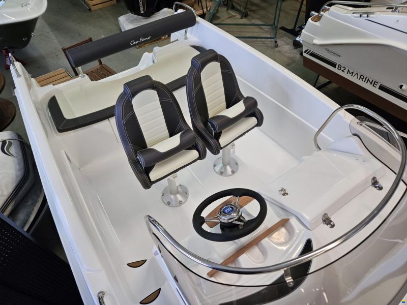 B2 Marine Cap Ferret 552 Sun Deck - Mercury 115 EF