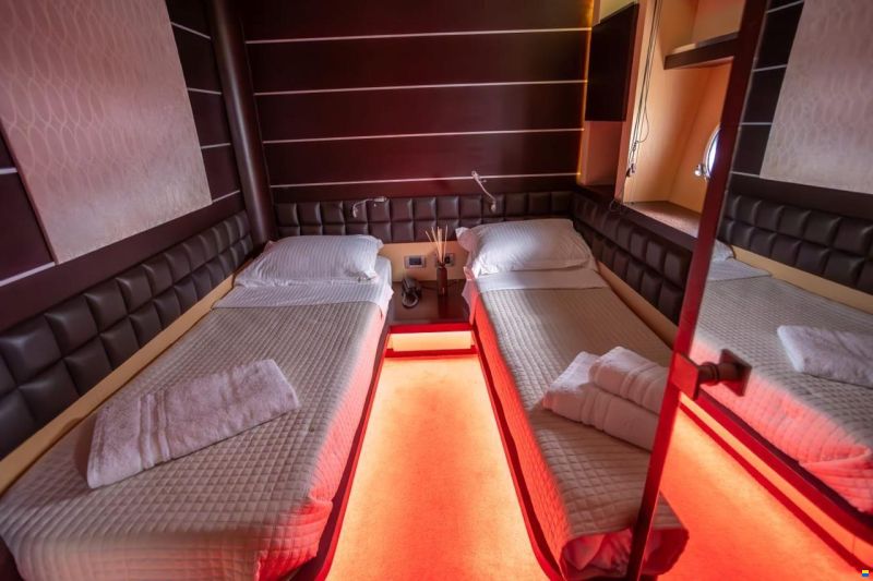 Azimut 86 S