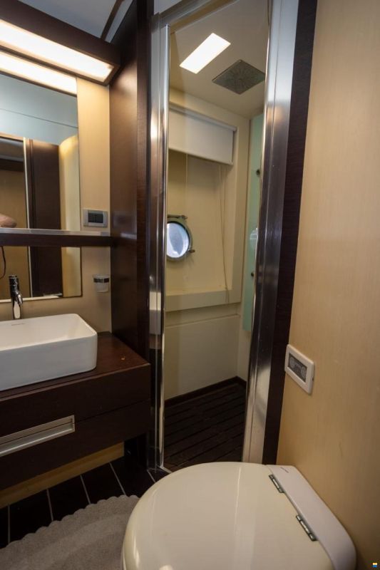 Azimut 86 S