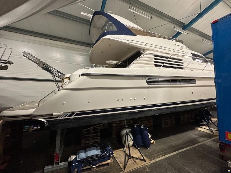 Fairline Squadron 59
