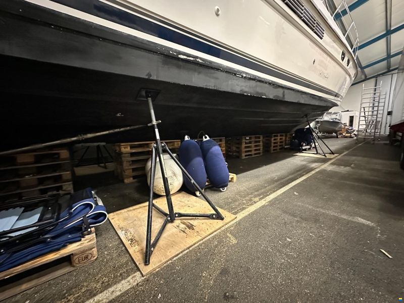 Fairline Squadron 59