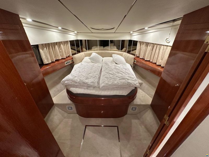 Fairline Squadron 59