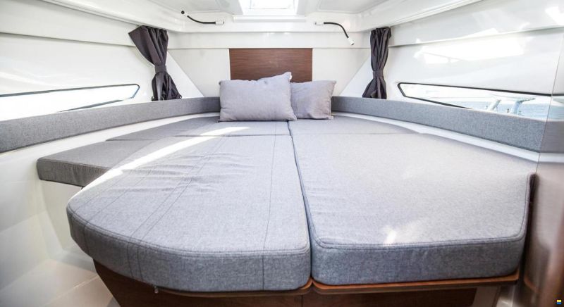 Beneteau Antares 9 OB