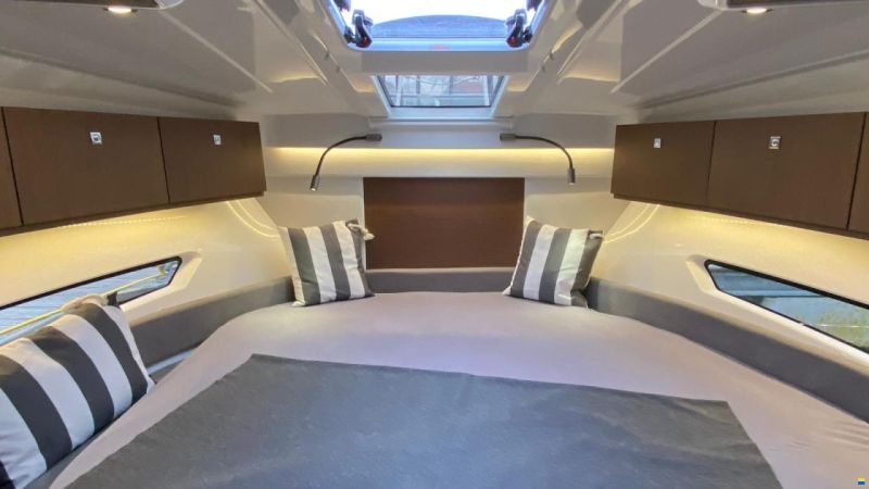 Beneteau Antares 9 OB