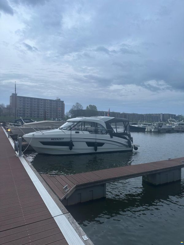 Beneteau Antares 9 OB