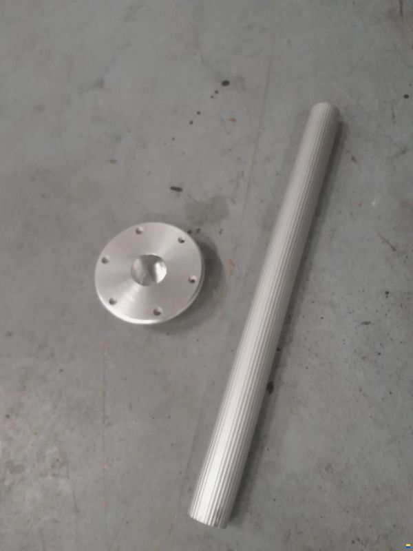 Table pour bateau avec socle et tube