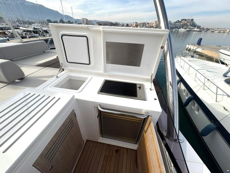 Sunseeker 76 Yacht