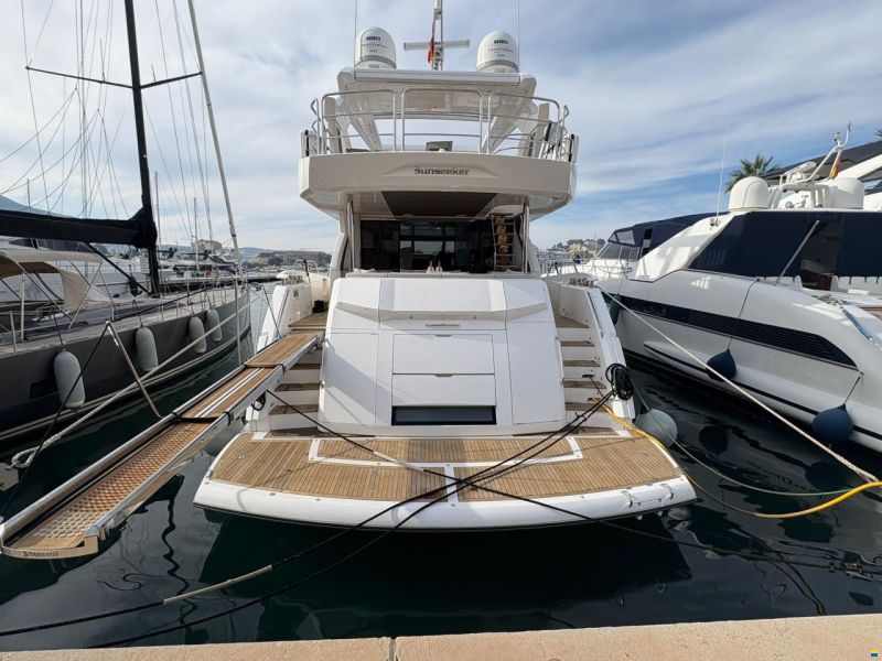 Sunseeker 76 Yacht