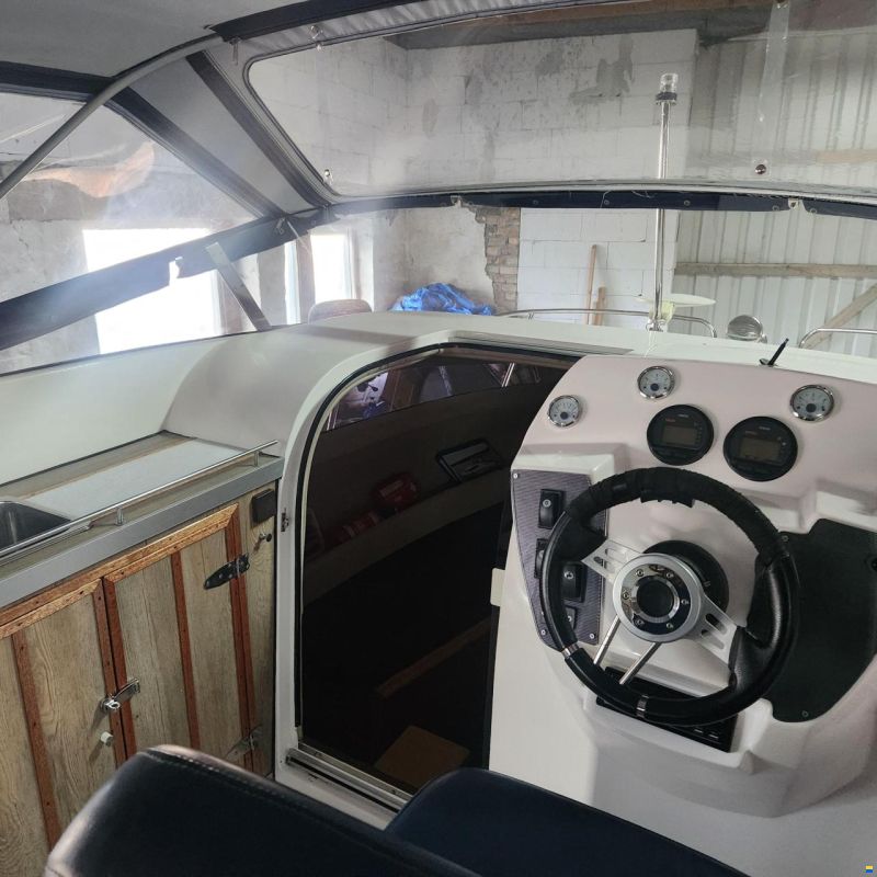 Aqua Royal 680 Cabin