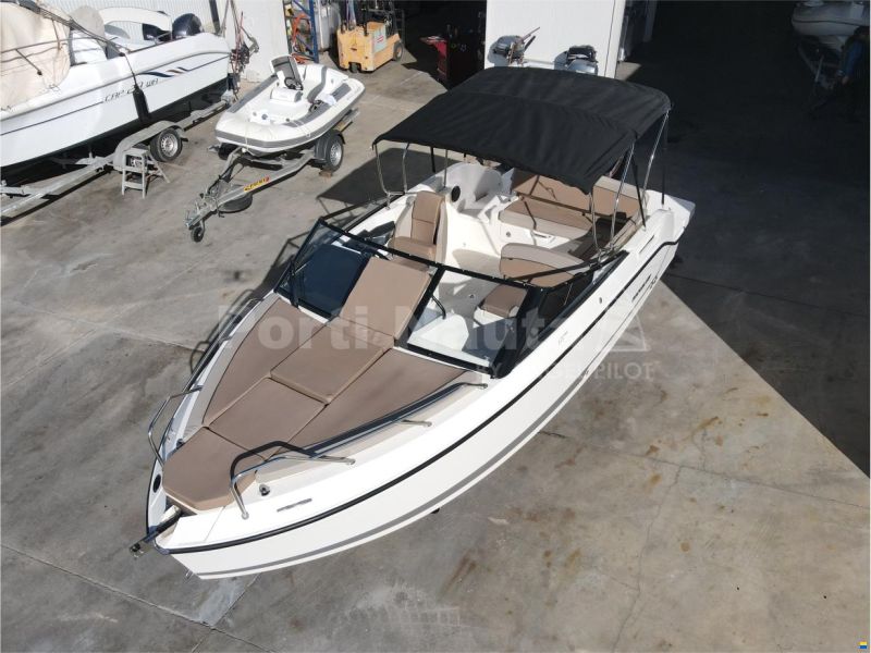 Quicksilver Activ 675 Cruiser