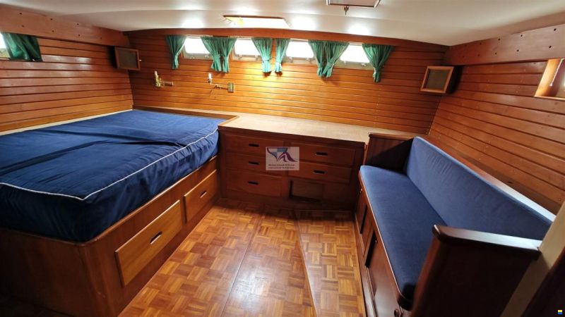 American Marine GRAND BANKS 48 MY