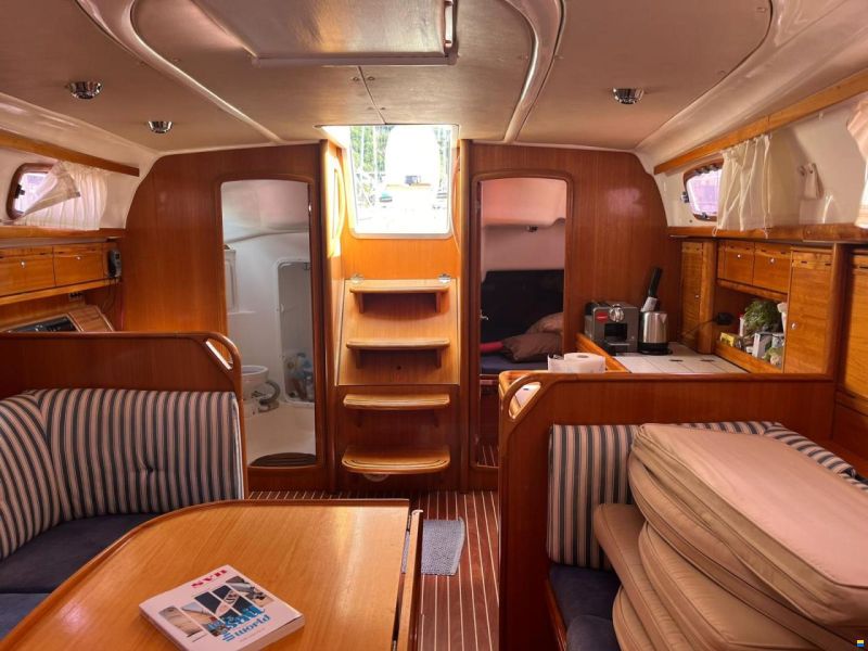 Bavaria 37 CRUISER