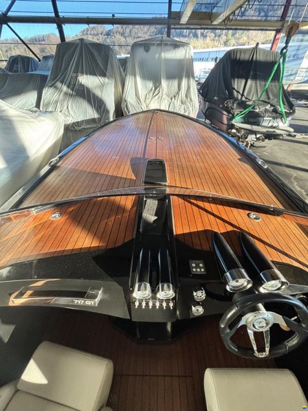 Frauscher 717 GT | 2011 | noir