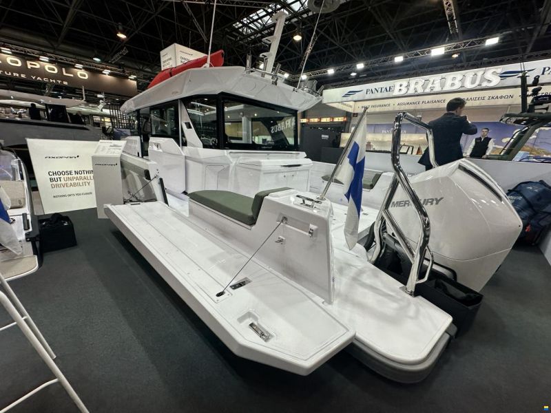 Axopar 38 Cross Cabin