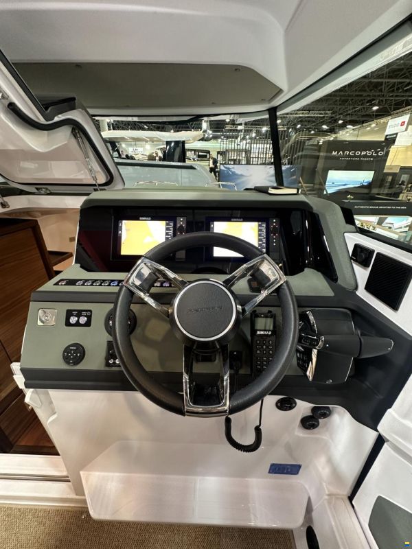 Axopar 38 Cross Cabin