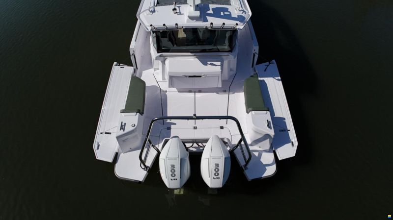 Axopar 38 Cross Cabin