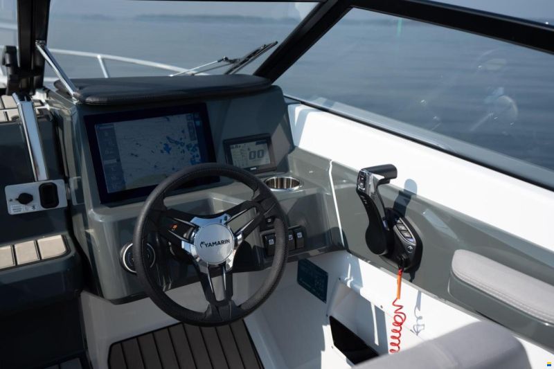 Yamarin 63DC Hensa Edition