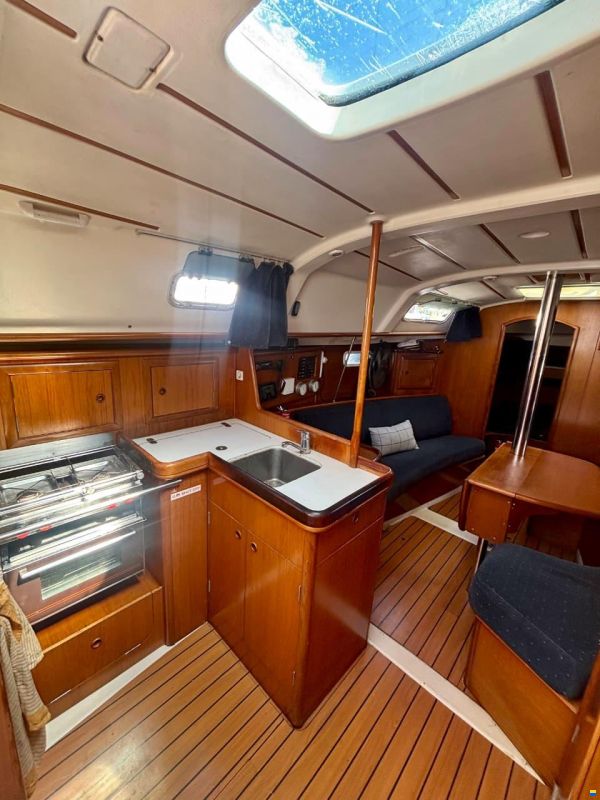 Beneteau Oceanis 331