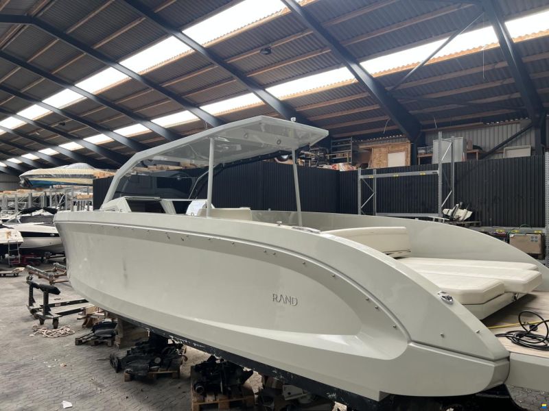 Rand Escape 30