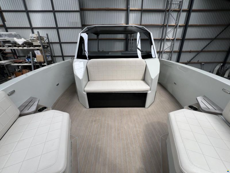 Rand Escape 30