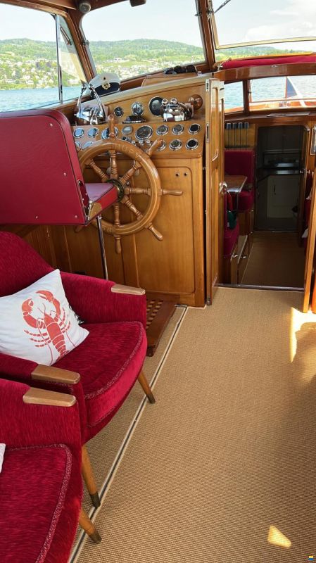 Swiss Craft Sedan Express Cruiser 11.85m