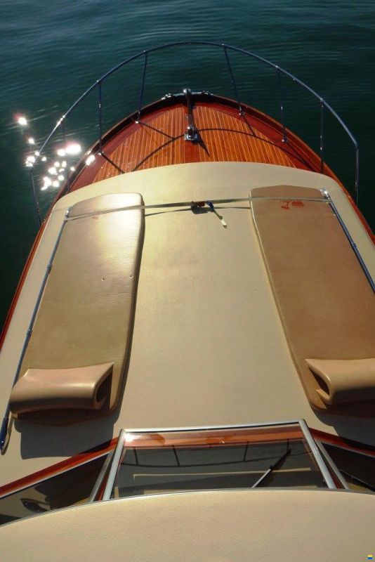 Swiss Craft Sedan Express Cruiser 11.85m