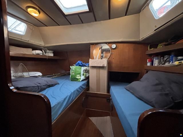 North Wind Mistral 36