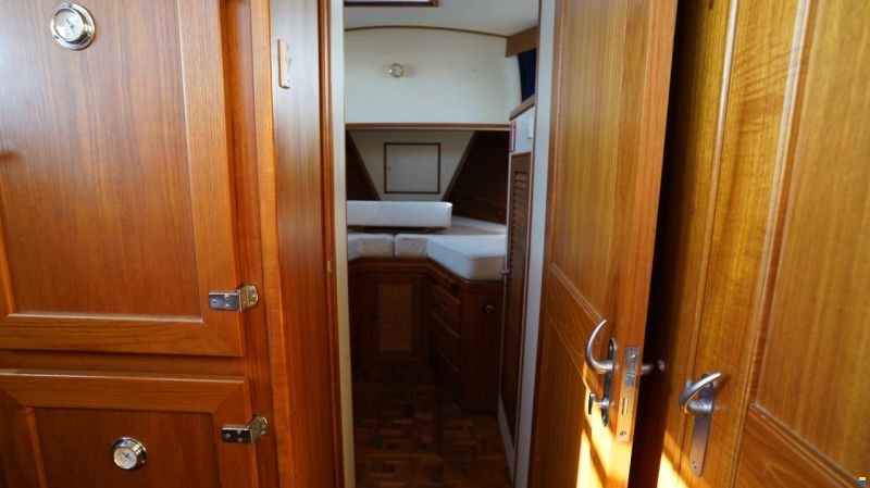 Grand Banks 42 Motoryacht