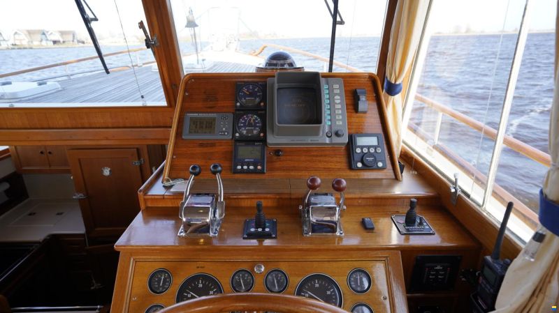 Grand Banks 42 Motoryacht