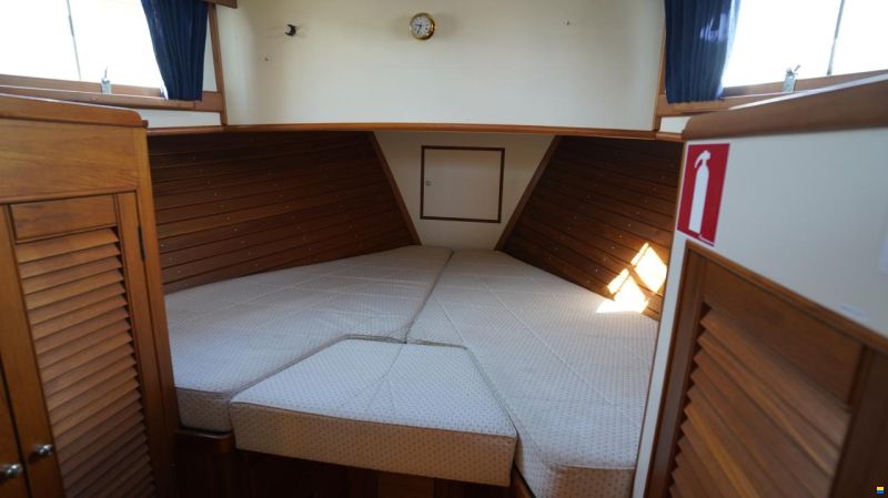 Grand Banks 42 Motoryacht