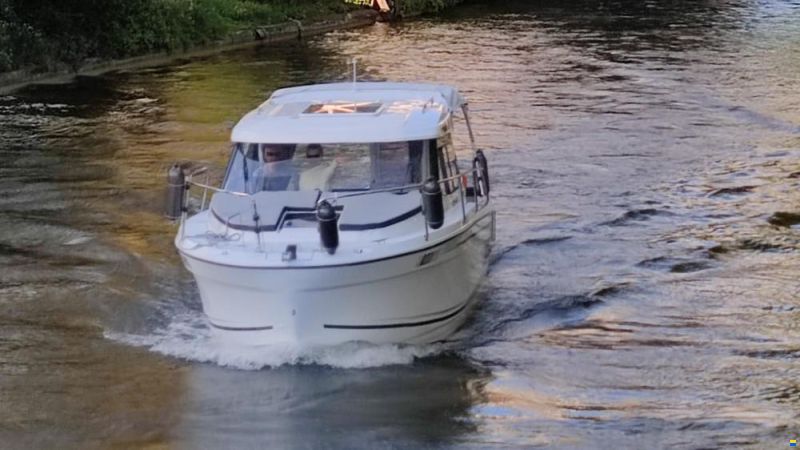 Jeanneau Merry Fisher 795