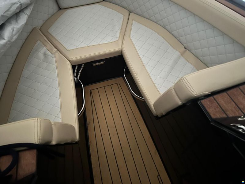 Flying Shark 5.7 Black