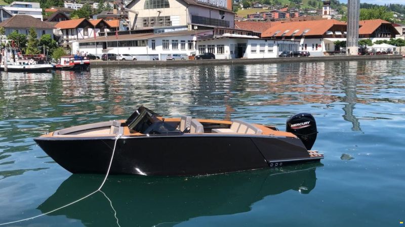 Flying Shark 5.7 Black