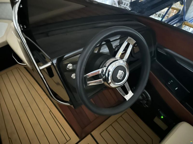 Flying Shark 5.7 Black