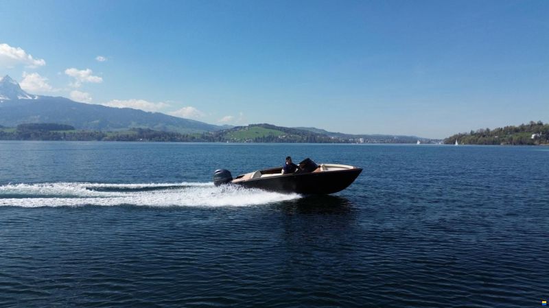 Flying Shark 5.7 Black