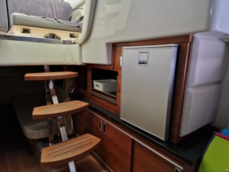 Sea Ray 320 Sundancer Coupe